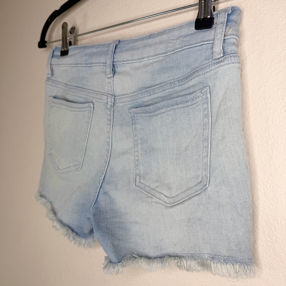 GAP Kids Looney Tunes Tweety Bird Embroidered Denim Cutoff Jean Shorts - Picture 12 of 12